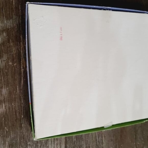 Springbok 1000 Piece Strawberry Blueberries Puzzle Fruit Garden Vegan - Picture 2 of 11